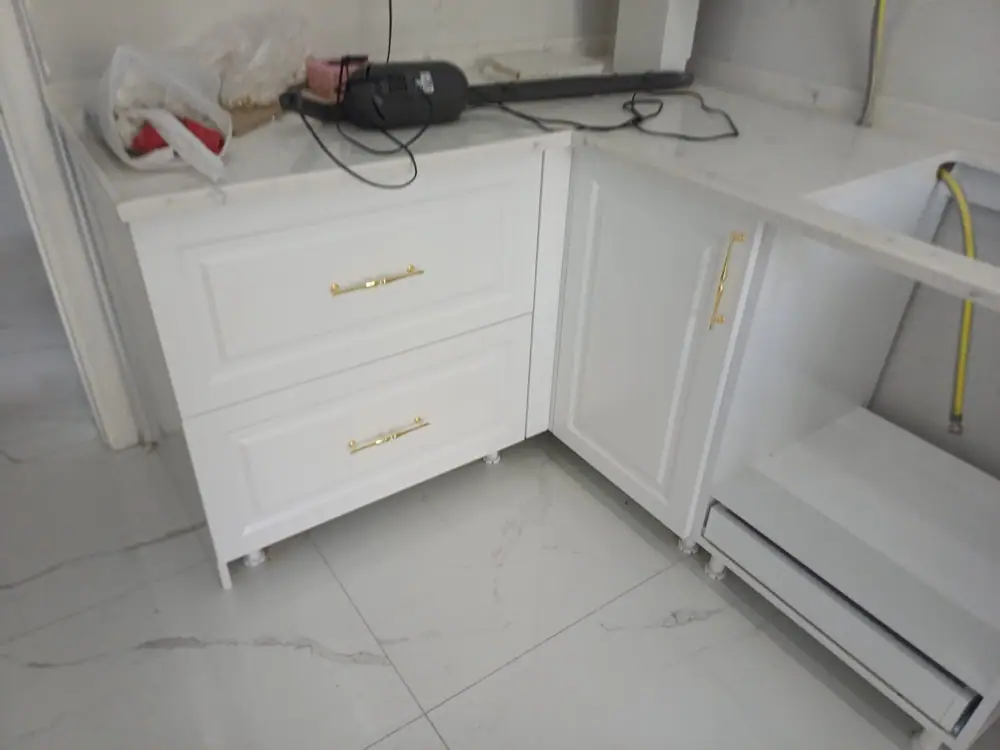 Uzman Yapı Mutfak Dolabı ve Tezgâh Uygulaması